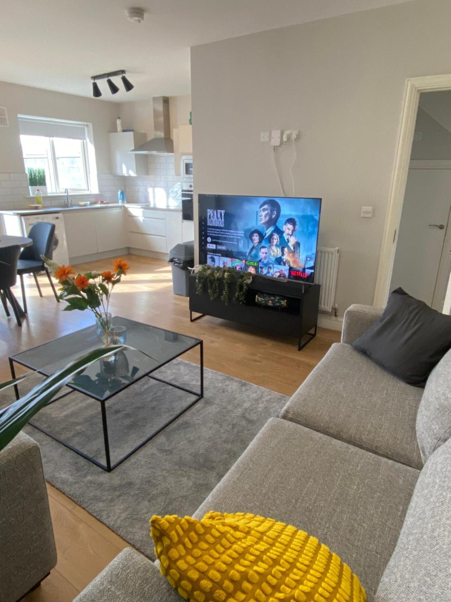 Extra Large Room In New House At Citywest Δουβλίνο Εξωτερικό φωτογραφία