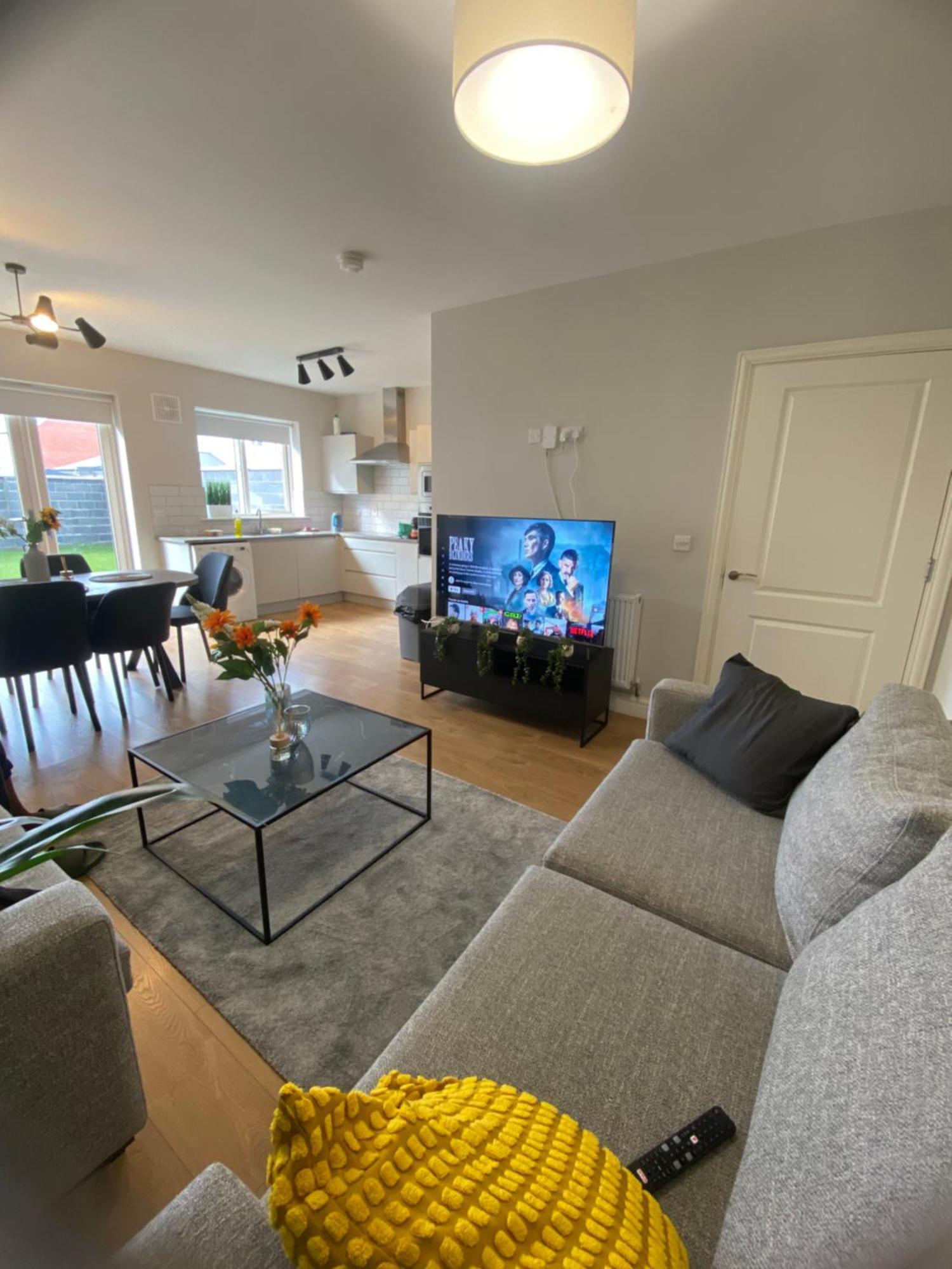 Extra Large Room In New House At Citywest Δουβλίνο Εξωτερικό φωτογραφία